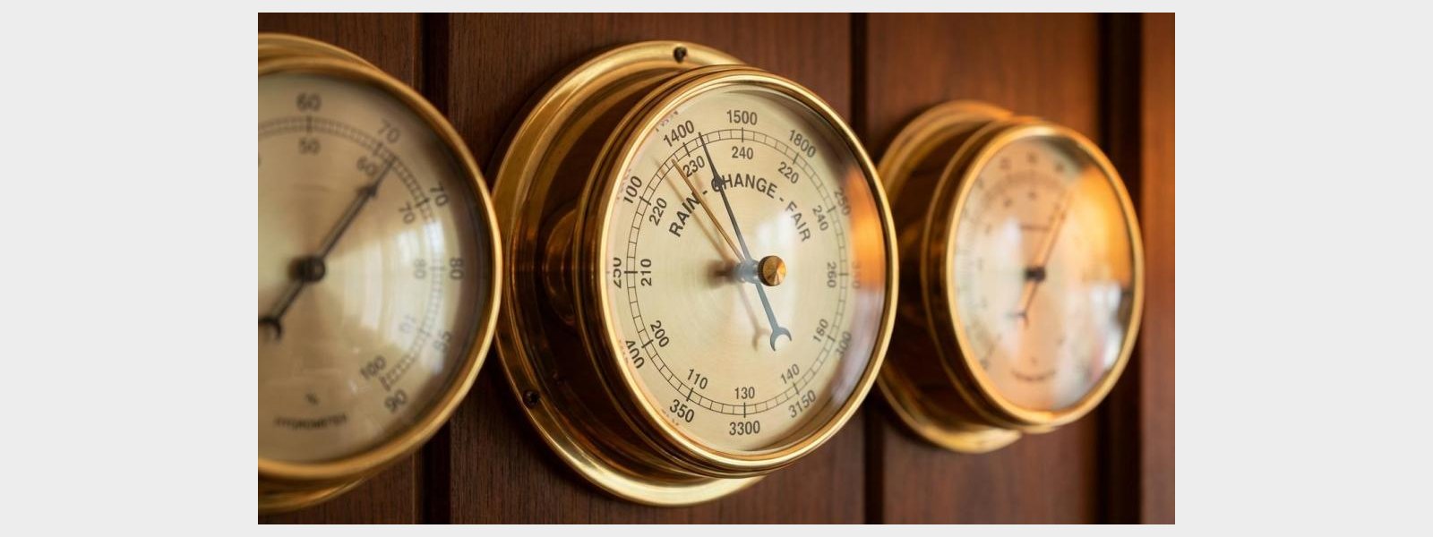 S�dan afl�ser du barometer, hygrometer og termometer � lav din egen vejrprognose hjemme