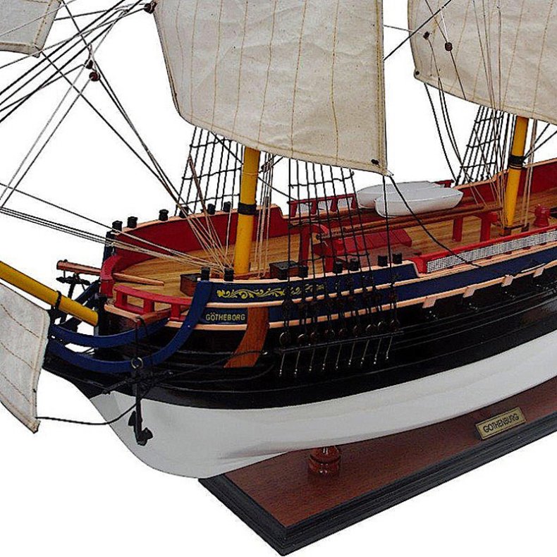 Gteborg Die Gefahren Ostindiens - L 80 x B 18 x H 76 cm