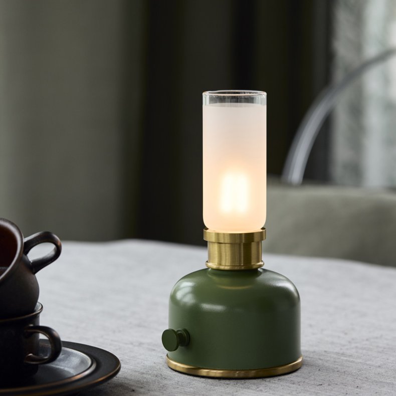 Frida table lamp � Sage green