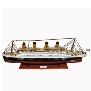 Titanic  - L 80 x H 29 