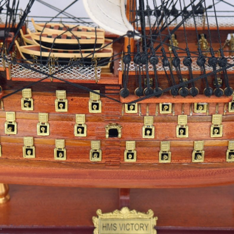 HMS Victory - 49x16.5x44 cm