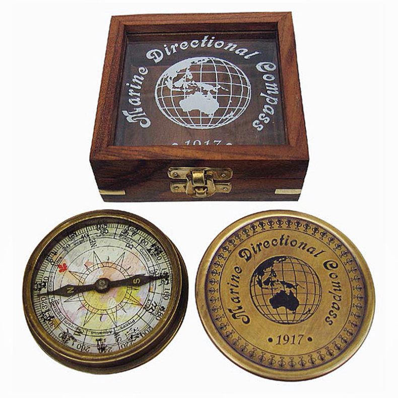 Kompass mit Deckel - 7,5 cm 