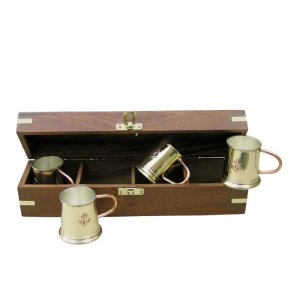 Rum mugs - 4 pcs. in wooden box 