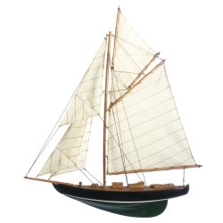 Half hull Sailing boat - L 56 x H 62 - black and green
