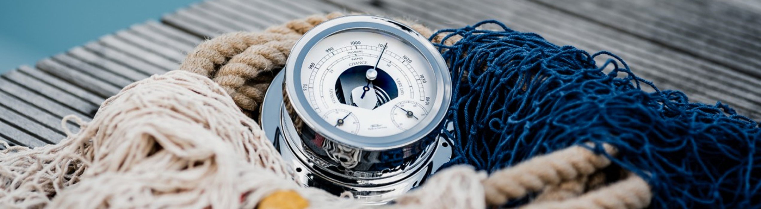 Kvalitets ure og instrumenter