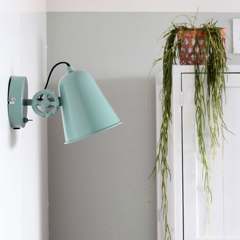 DOLPHIN - mint green - 14 x 13 cm